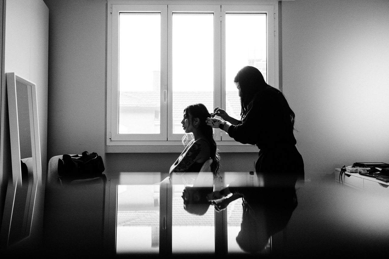 sposa preparazione matrimonio villa litta milano luce naturale
