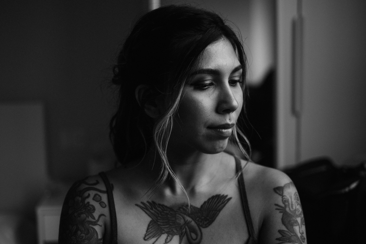 ritratto sposa tatuaggi preparazione matrimonio